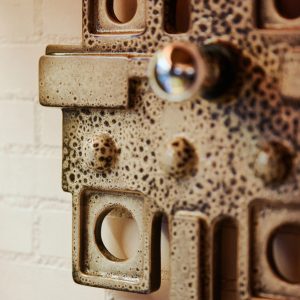 Ceramic relief wall lamp - Image 3