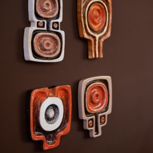 Wall art ceramic corsage - Image 5