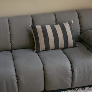 Bayside linen cushion (60x40cm) - Image 4