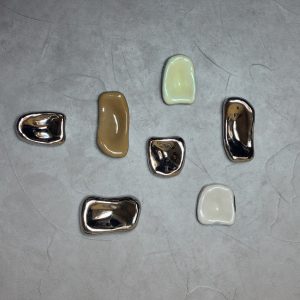 Glass sculpture, moss - Image 5