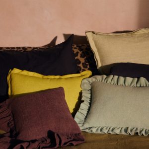 Linen cushion, lemongrass (50x30cm) - Image 4