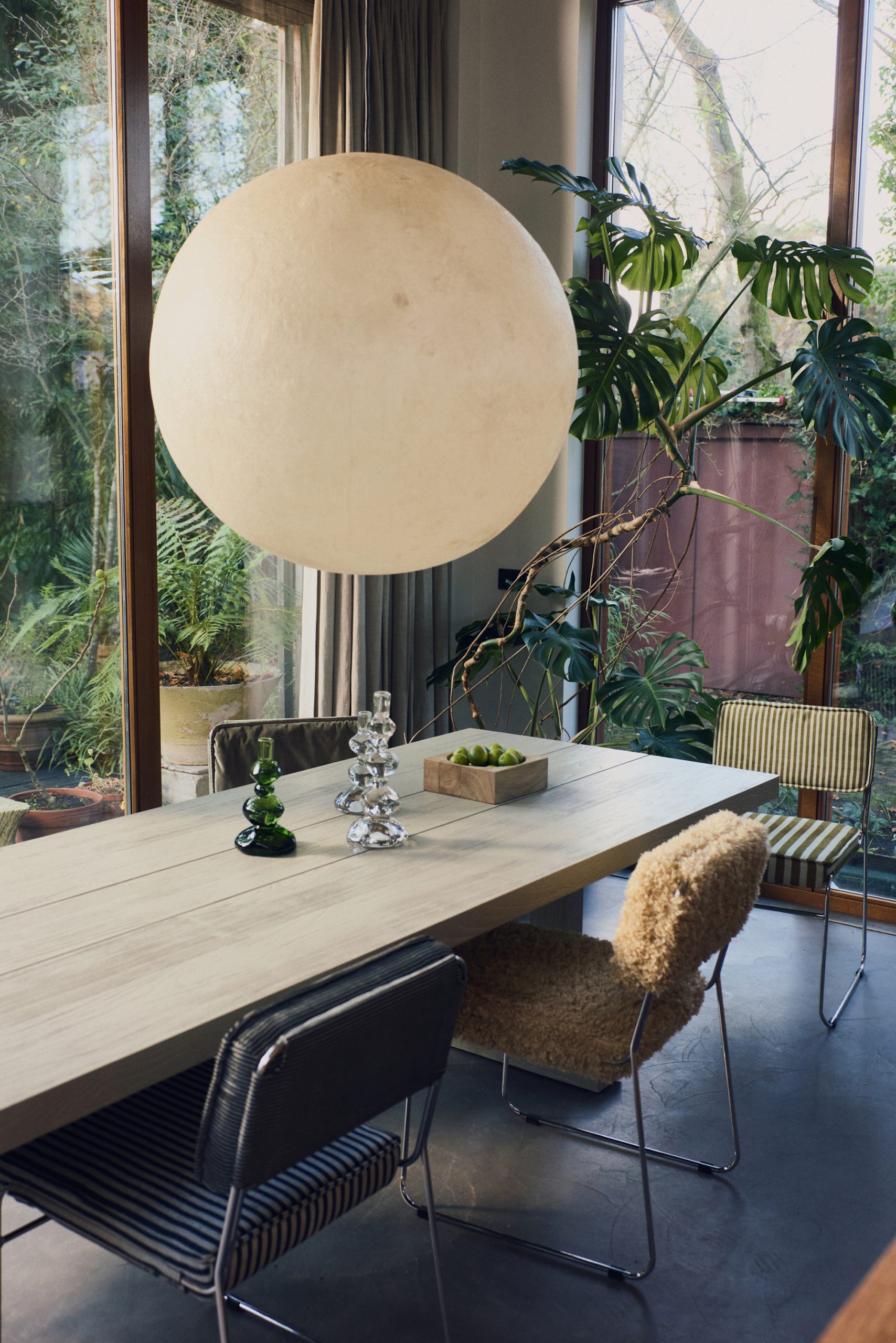 Forma dining table, rectangular 280cm, smoke - Image 5