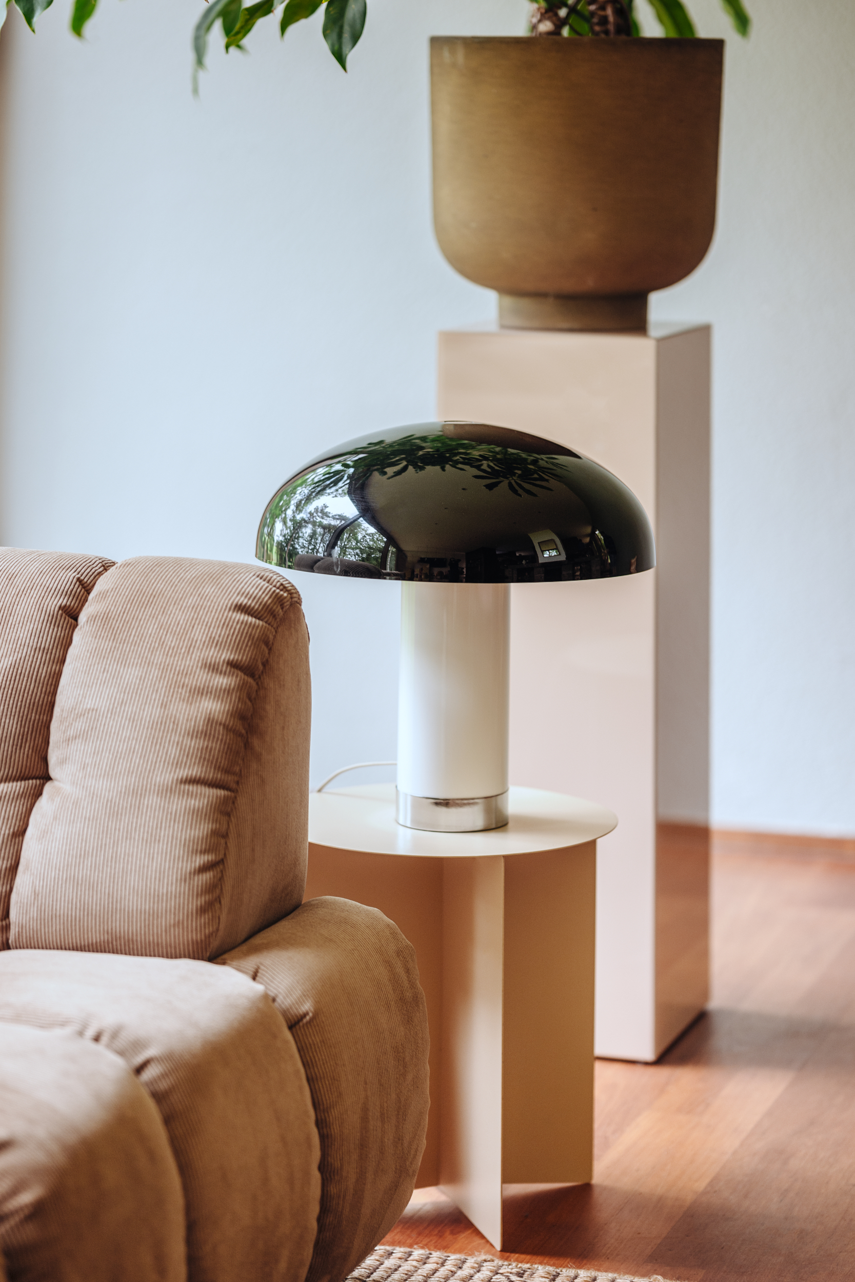 Lounge table lamp monochrome - Image 3