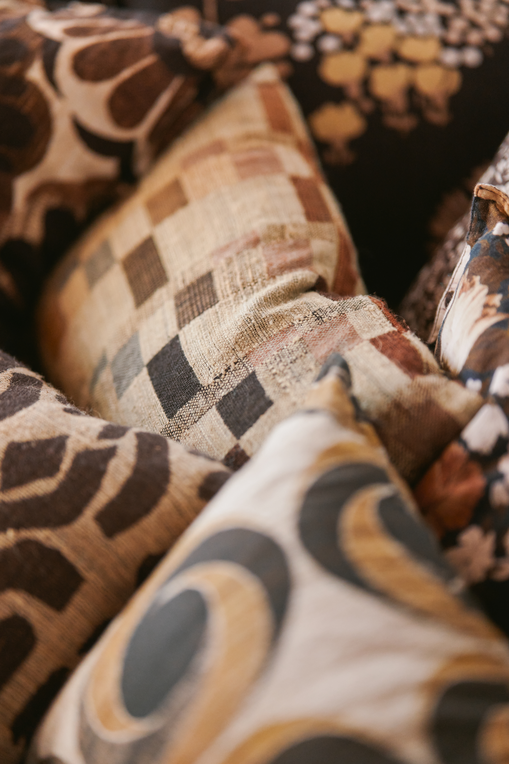Silk cushion Rural (40x25cm) - Image 4