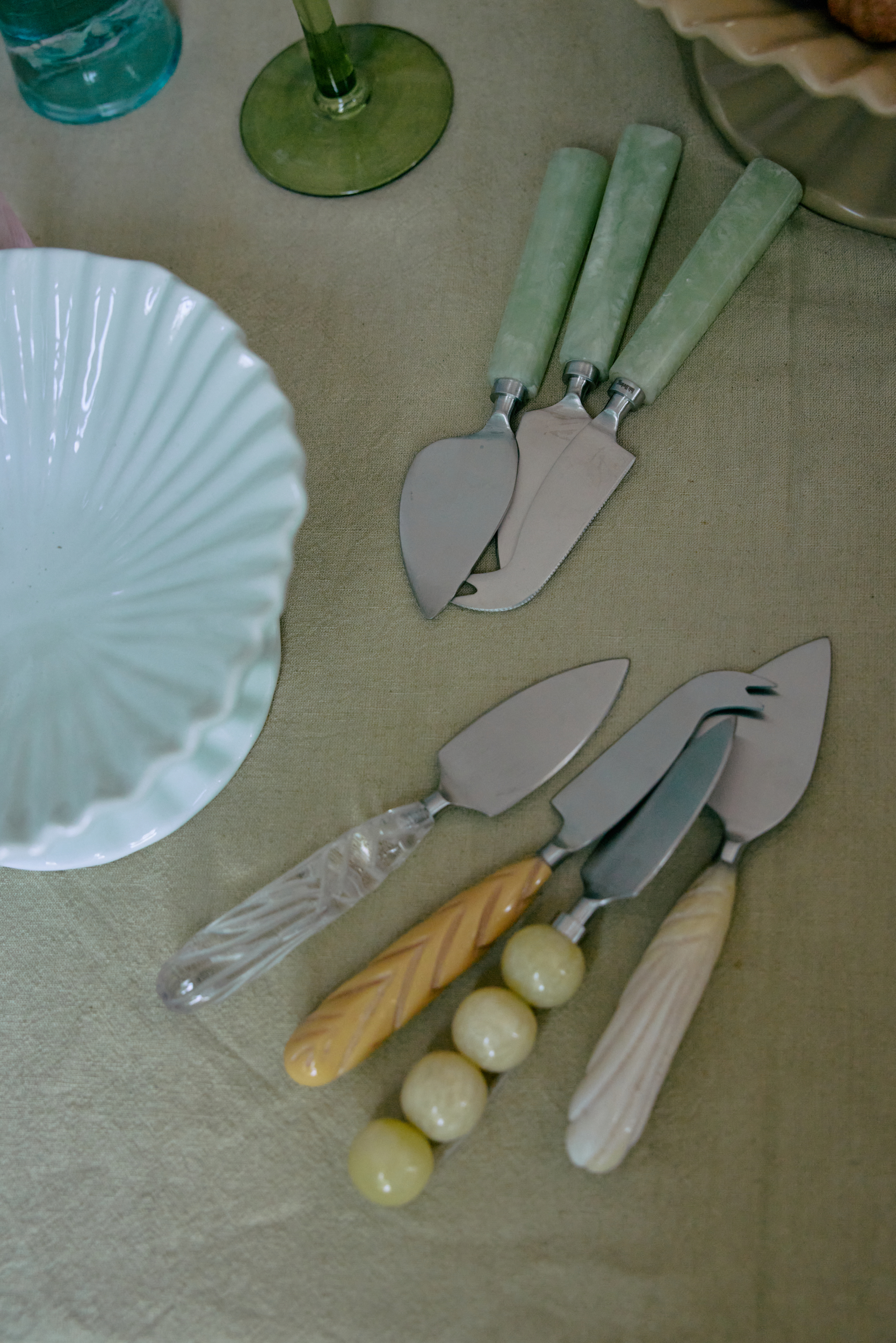 Cheese knives, cream (set of 3) - Image 2
