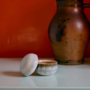 70s ceramics: sugar pot, petal - Image 4