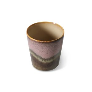 Alternative view of 70s ceramics: coffee mug, torrent