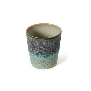 Alternative view of 70s ceramics: coffee mug, thicket