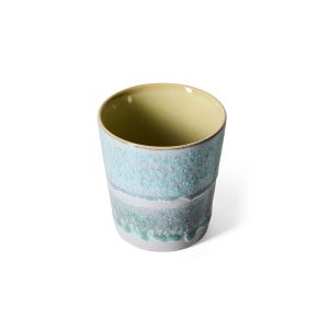 Alternative view of 70s ceramics: coffee mug, ozon