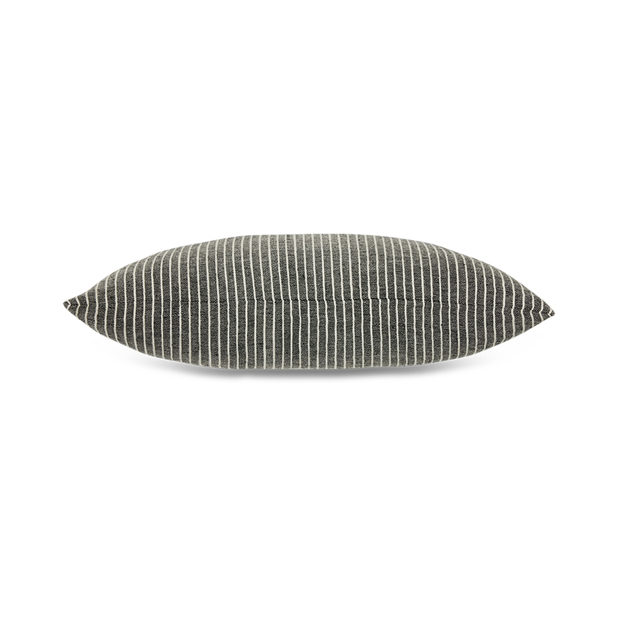 Striped cushion monochrome (70x40cm) - Image 3